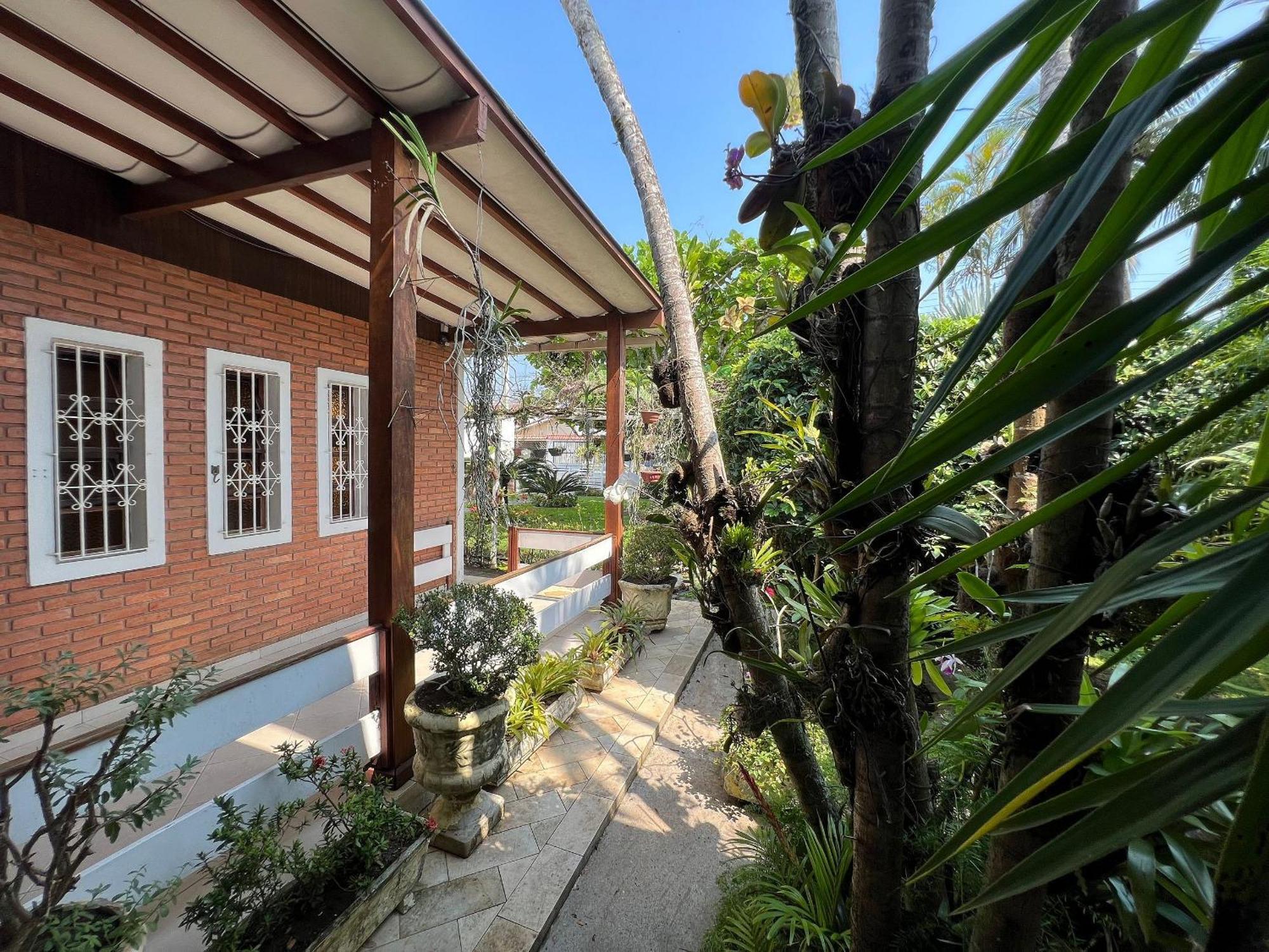 Casa Agradavel Com Piscina, A Poucos Passos Da Praia Peruíbe Exterior foto