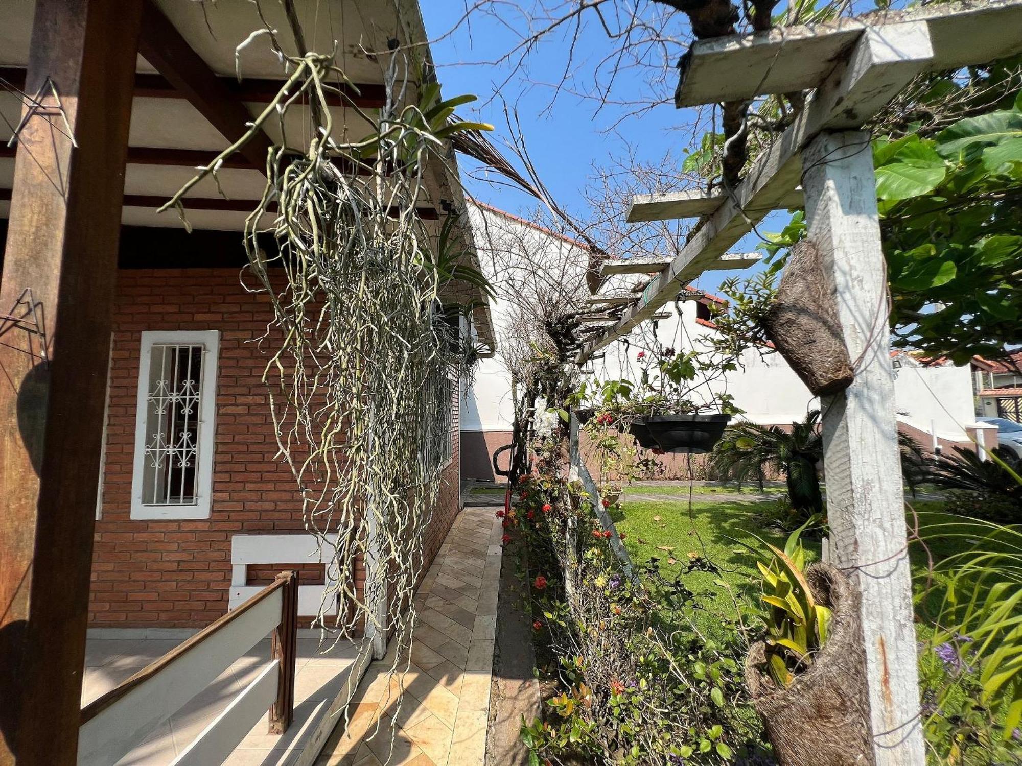 Casa Agradavel Com Piscina, A Poucos Passos Da Praia Peruíbe Exterior foto